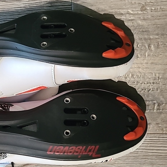 TriSeven Premium Nylon Triathlon Cycling Shoes Size EU 39, Women's 8, Men's 7 - Picture 5 of 7